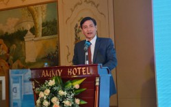 Thứ trưởng Bộ TN&MT Trần Quý Kiên phát biểu tại Hội nghị