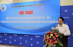 Ông Lê Phú Hà, Cục trưởng Cục công nghệ thông tin và dữ liệu tài nguyên và môi trường phát biểu tại hội thảo