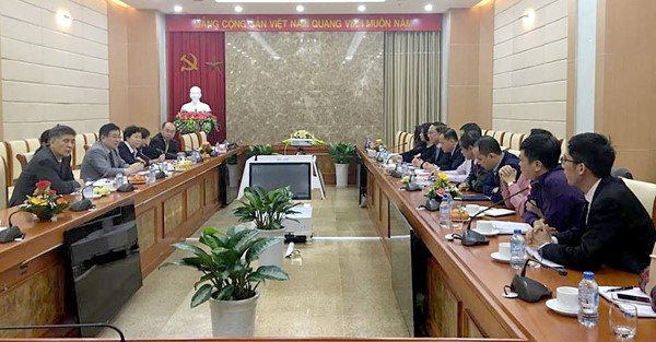 Quang cảnh cuộc họp giữa Trung tâm KTTV quốc gia và Tổng cục Khí tượng Trung Quốc