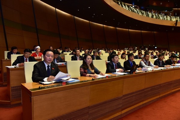 Các vị Đại biểu Quốc hội tham dự phiên khai mạc Kỳ họp thứ Năm, Quốc hội khoá XIV sáng 21/5/2018 - Ảnh: Quốc Khánh 