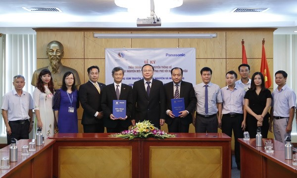 Bộ TN&MT ký kết hợp tác với Công ty TNHH Panasonic Việt Nam