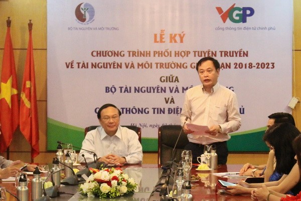 Tổng giám đốc Cổng Thông tin điện tử Chính phủ Vi Quang Đạo phát biểu tại buổi lễ