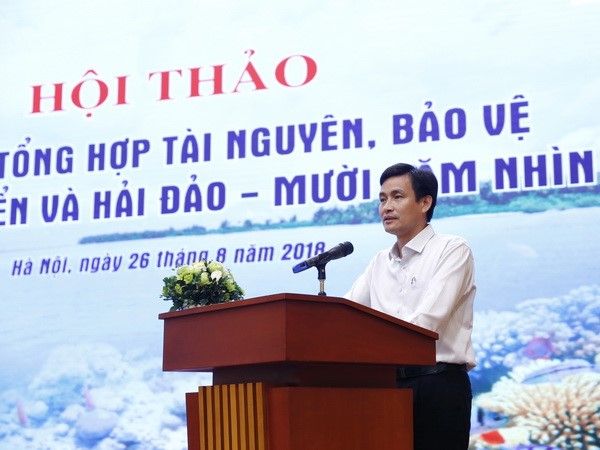 Thứ trưởng Bộ TN&MT Trần Quý Kiên phát biểu tại Hội thảo