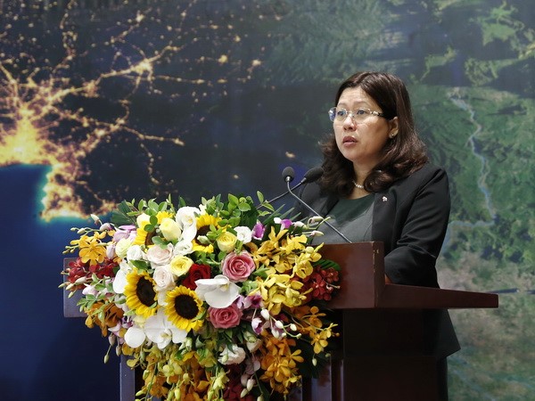 Thứ trưởng Bộ TN&MT Nguyễn Thị Phương Hoa phát biểu tại Hội nghị