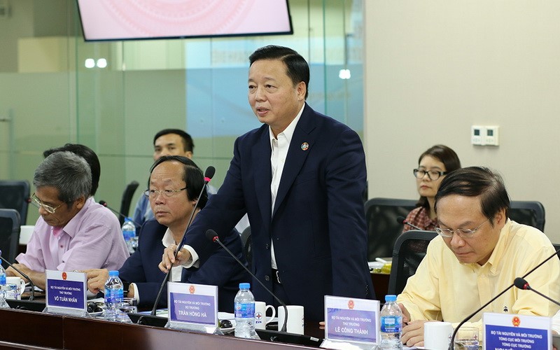 Bộ trưởng Trần Hồng Hà phát biểu tại buổi làm việc