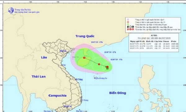 Vị trí và dự báo đường đi của vùng áp thấp trên Biển Đông. Nguồn: Trung tâm Dự báo Khí tượng Thủy văn Quốc gia