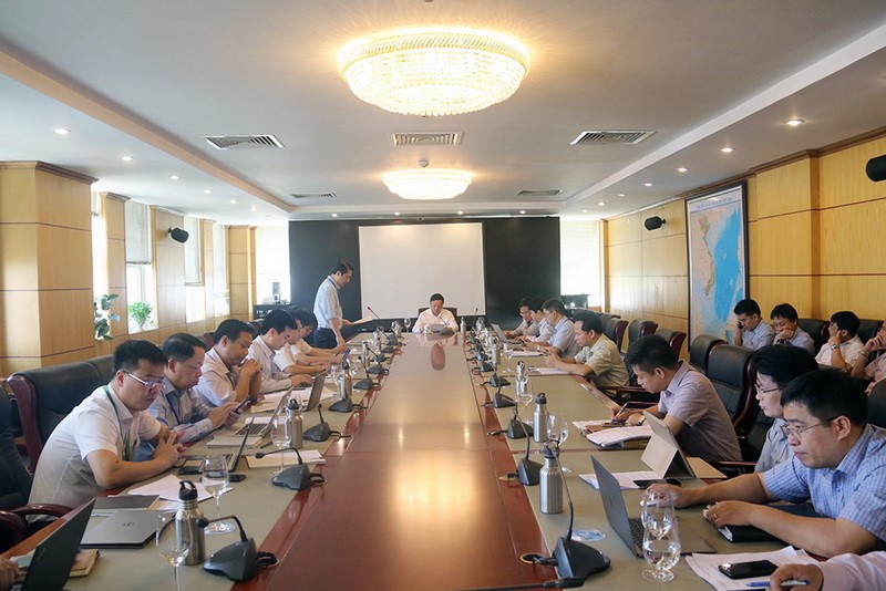 Bộ trưởng Trần Hồng Hà chủ trì cuộc họp Ban soạn thảo, Tổ biên tập Dự án Luật sửa đổi một số điều của Luật Bảo vệ môi trường