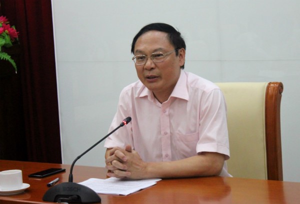Thứ trưởng Bộ TN&MT Lê Công Thành phát biểu chỉ đạo tại cuộc họp