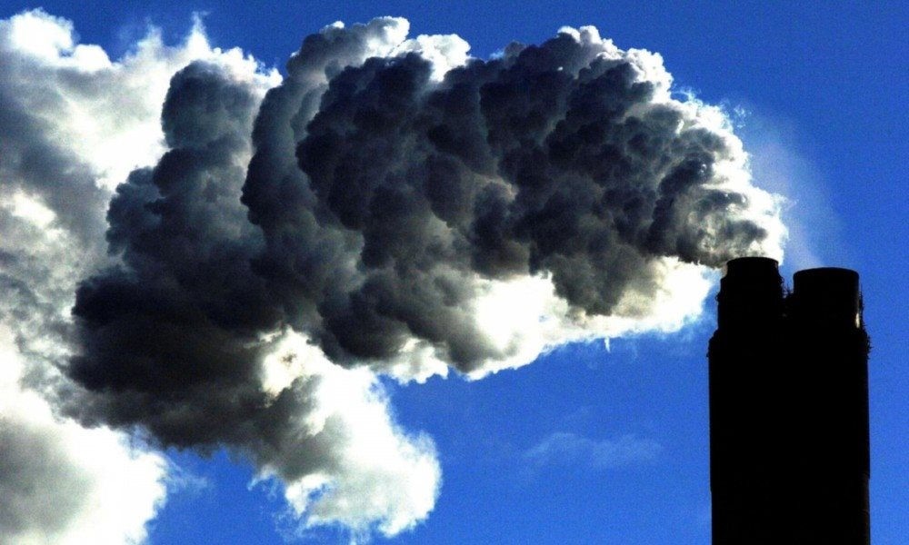 Lượng khí thải carbon tăng trở lại vào năm 2021 sau khi giảm vì Covid-19. Ảnh minh họa: PA