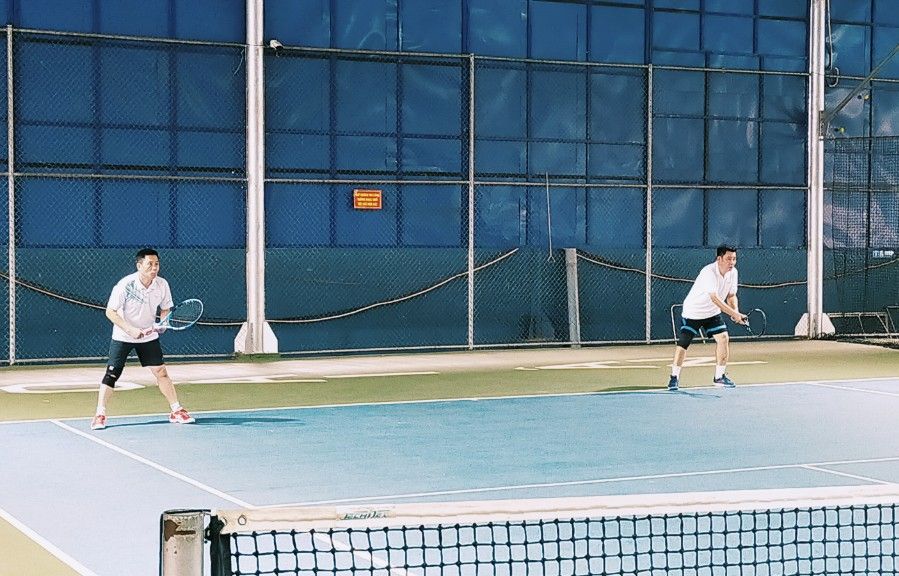 tenis doi nam